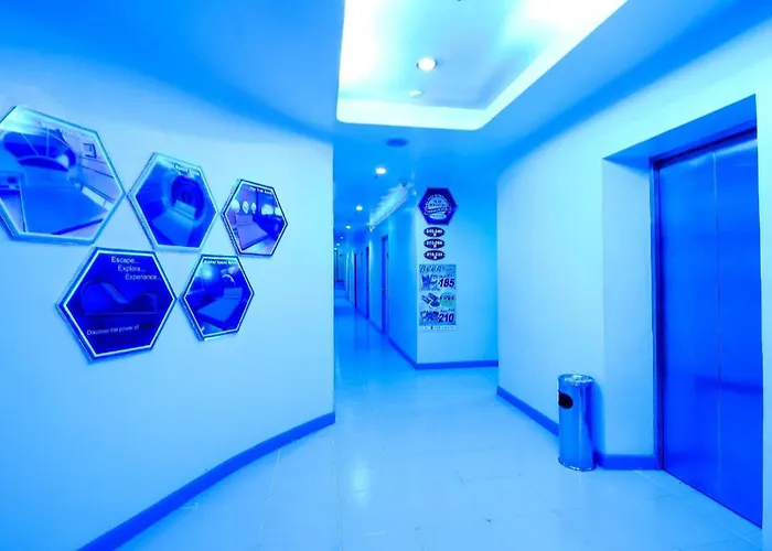 Astrotel Avenida